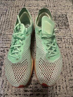 Nike Women's VaporFly Flyknit